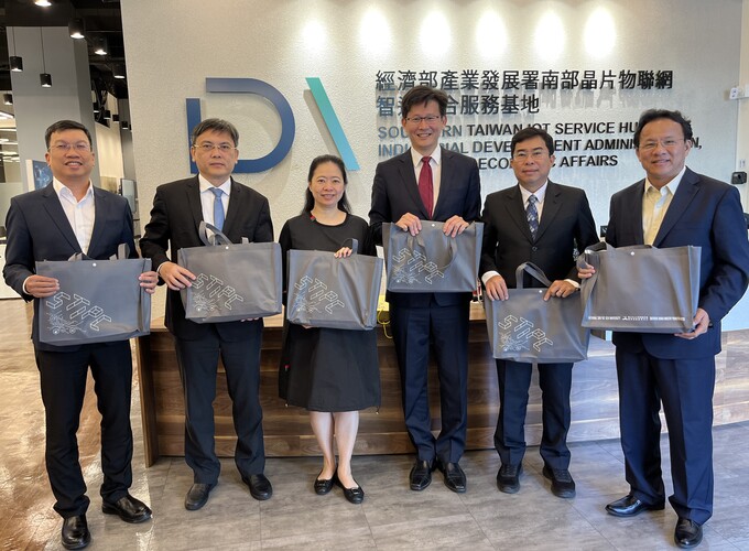 2025-12-17 胡志明市國家大學來訪 Vietnam National University圖片